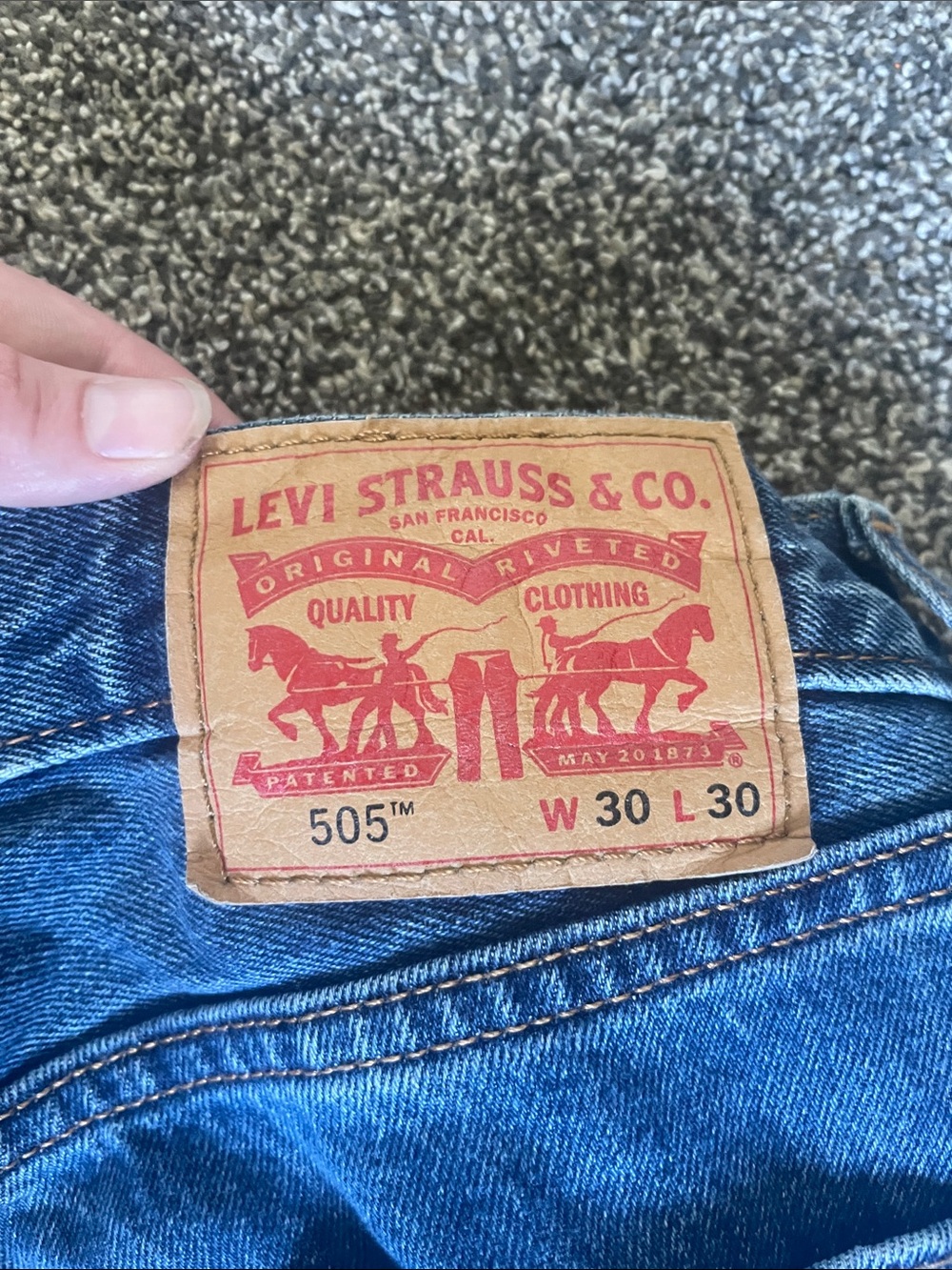 Levi's Men's Straight Blue Denim Jeans - like new - Picture 2 of 3